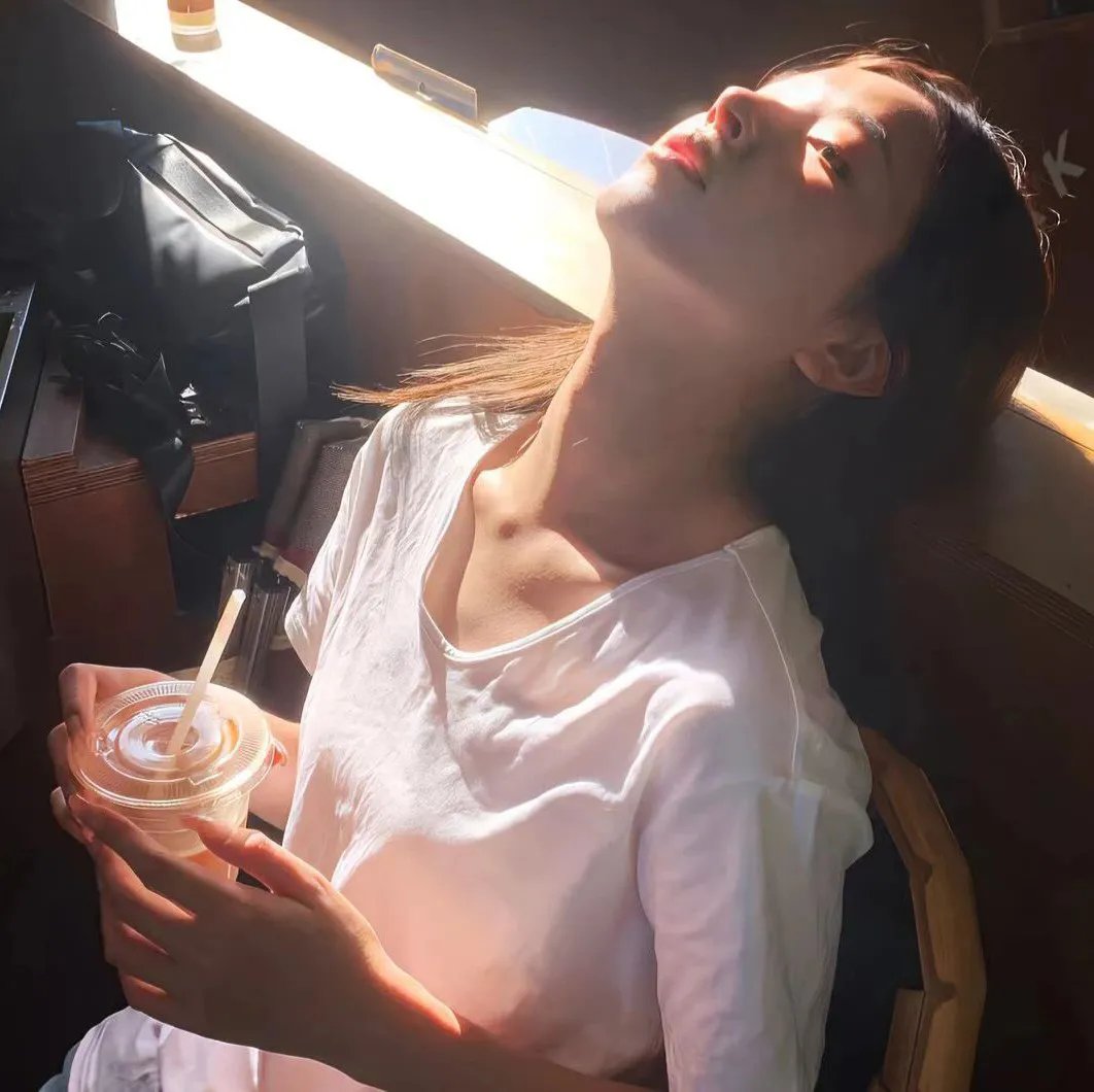 直到天空迎来太阳